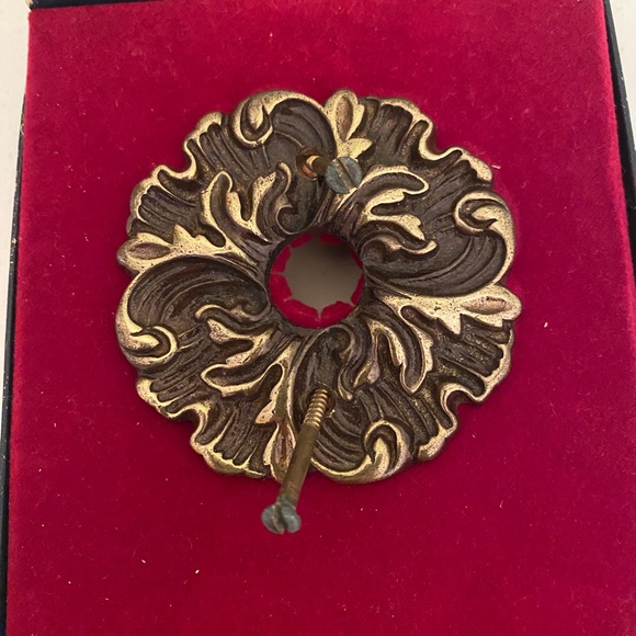 Antique Bronze NuTone Doorbell Cover in its original Box from the early 1900’s - Picture 2 of 11